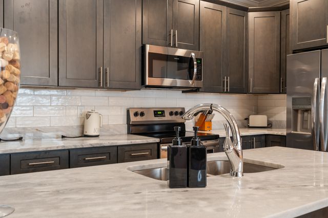 959 44th Ave, N, Nashville, TN 37209