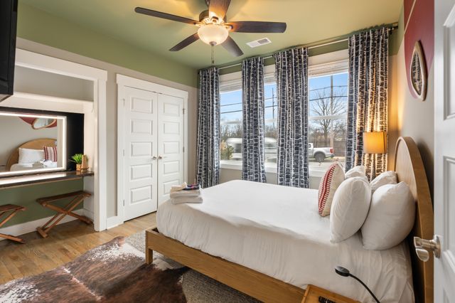 959 44th Ave, N, Nashville, TN 37209