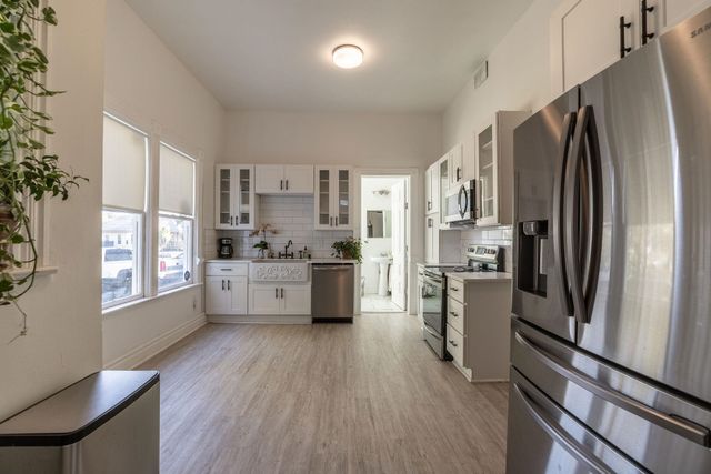 908 W FREDERICK Ave, Spokane, WA 99205