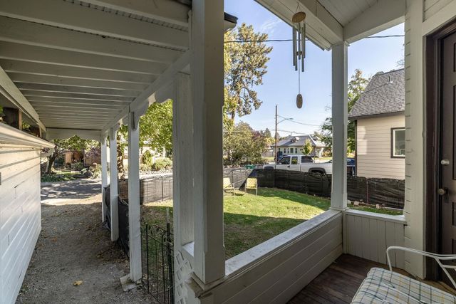 908 W FREDERICK Ave, Spokane, WA 99205