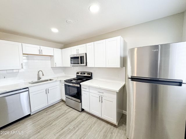 1936 E YALE Street, Phoenix, AZ 85006