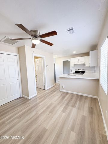 1936 E YALE Street, Phoenix, AZ 85006