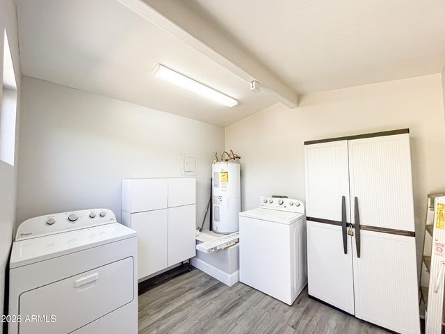 1936 E YALE Street, Phoenix, AZ 85006