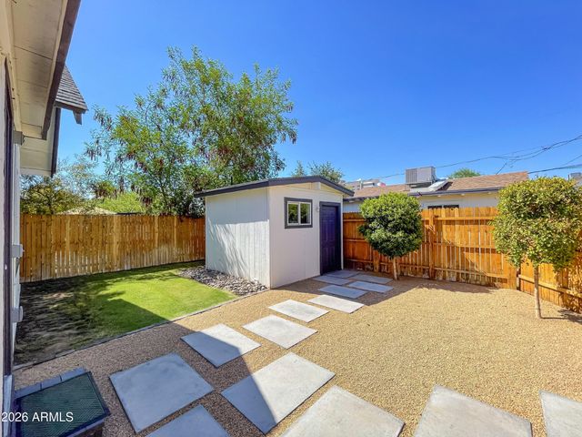1936 E YALE Street, Phoenix, AZ 85006