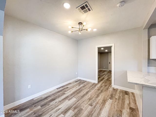 1936 E YALE Street, Phoenix, AZ 85006