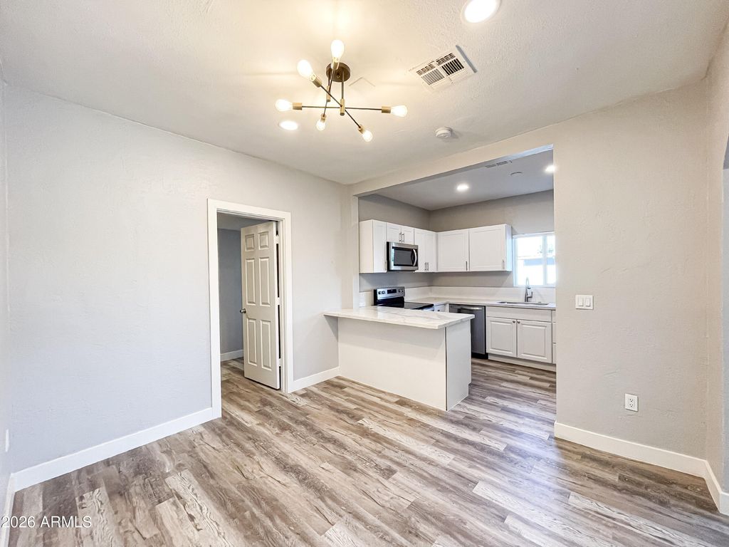 1936 E YALE Street, Phoenix, AZ 85006 — photo 5