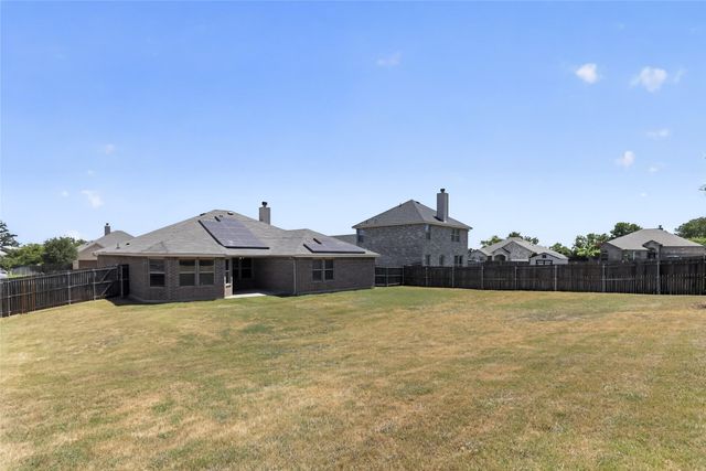 7526 Park Avenue, Forest Hill, TX 76140