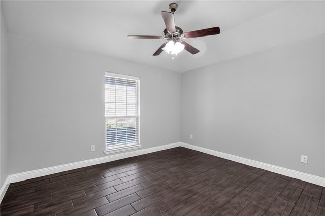 7526 Park Avenue, Forest Hill, TX 76140