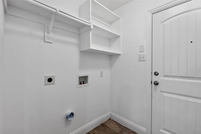 7526 Park Avenue, Forest Hill, TX 76140