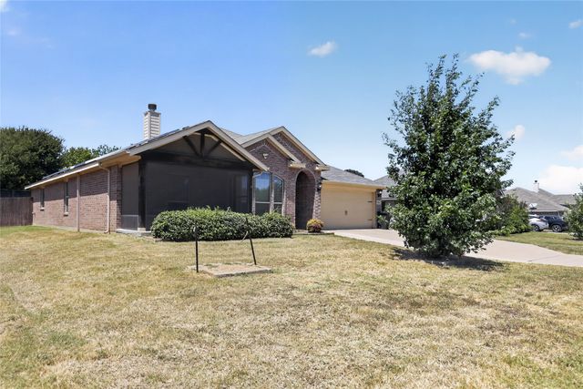 7526 Park Avenue, Forest Hill, TX 76140