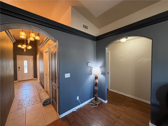 3445 N Apache Street, Kingman, AZ 86401