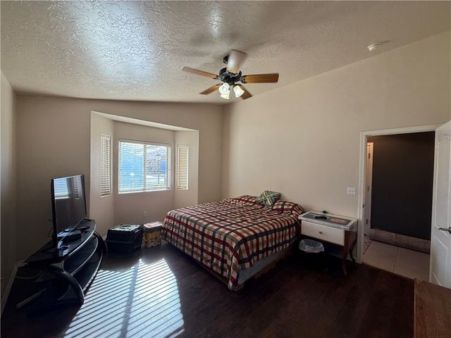 3445 N Apache Street, Kingman, AZ 86401