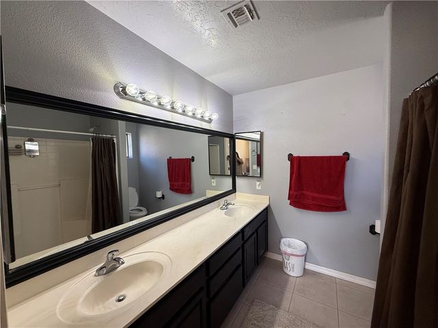 3445 N Apache Street, Kingman, AZ 86401