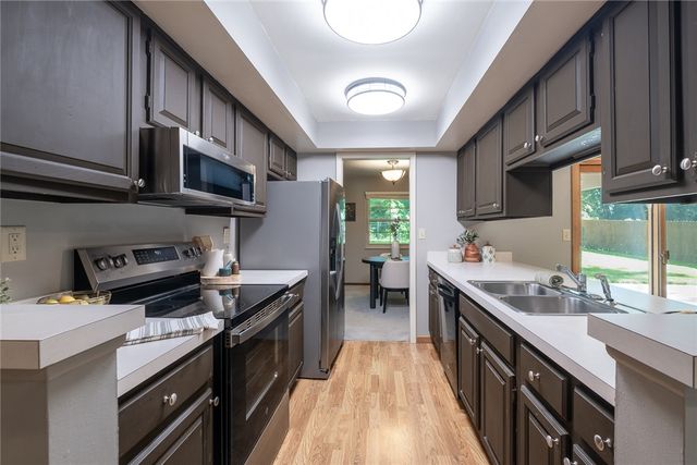 1711 Washington Creek Lane, Washington Twp, OH 45458
