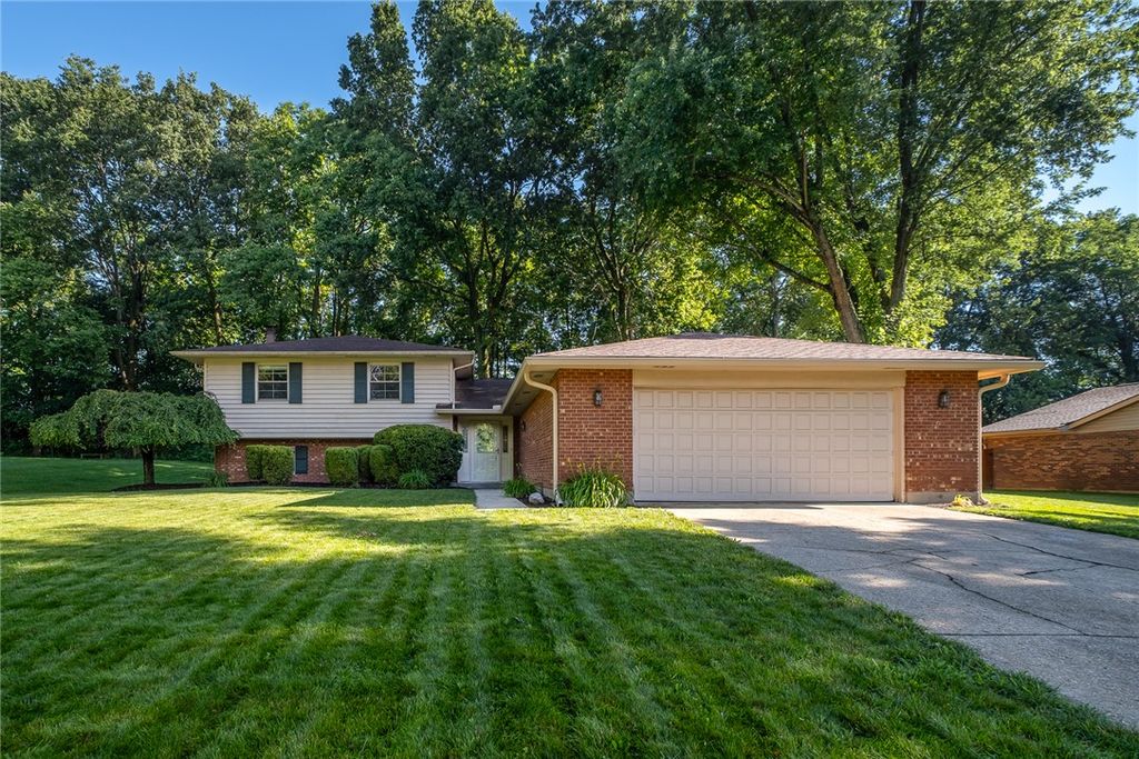 1711 Washington Creek Lane, Washington Twp, OH 45458