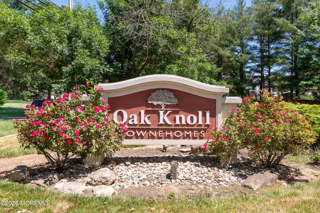 192 Longwood Drive 19-2, Manalapan, NJ 07726