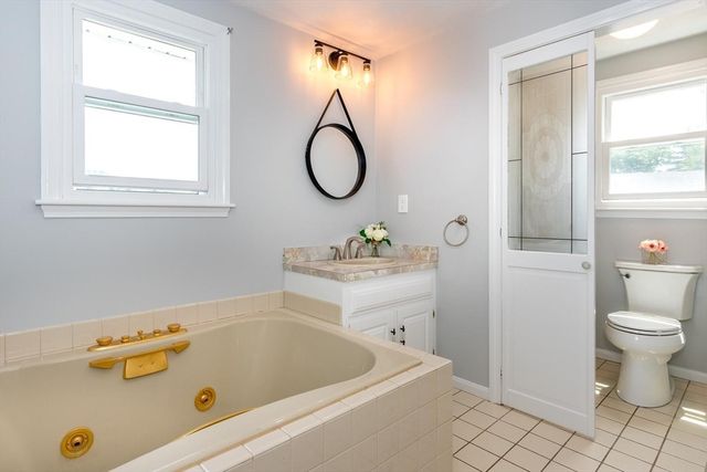 6 Raven Road, Canton, MA 02021