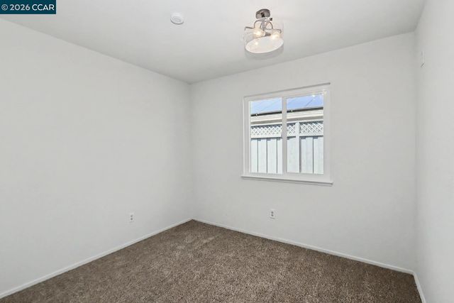 1940 Gateway Dr, Oakley, CA 94561