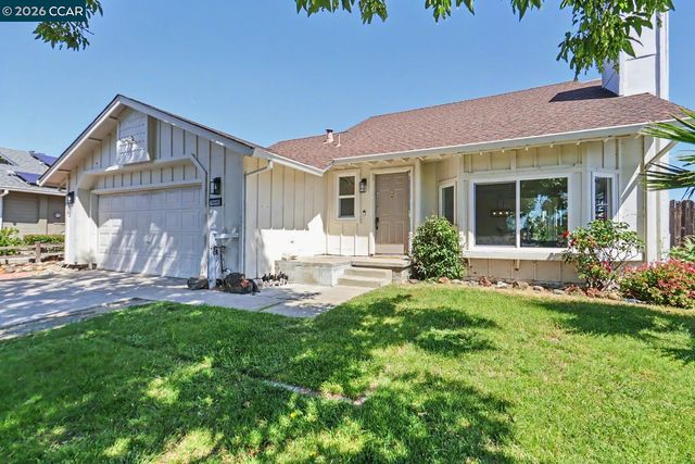 1940 Gateway Dr, Oakley, CA 94561
