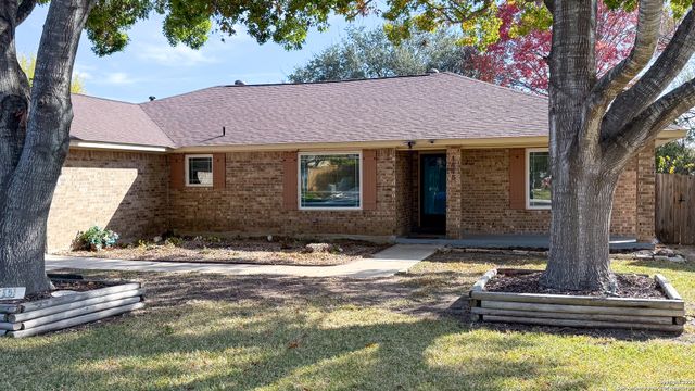 1445 Devin, New Braunfels, TX 78130