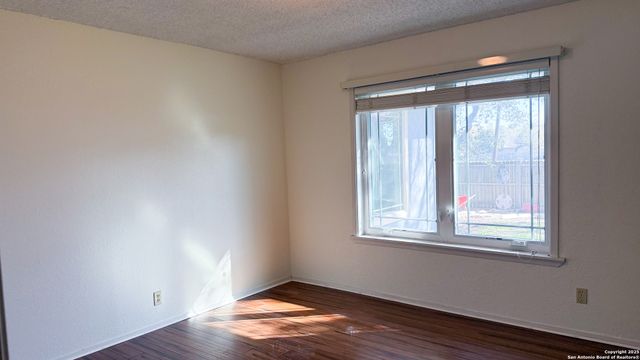 1445 Devin, New Braunfels, TX 78130