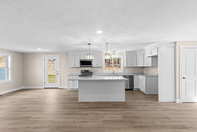 1234-4 State Rd 4, Plymouth, MA 02360