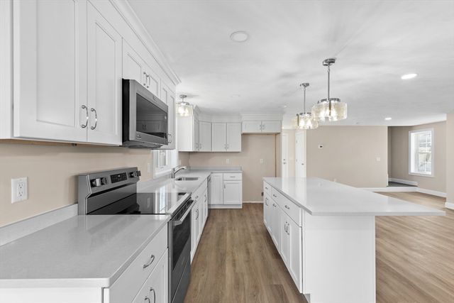 1234-4 State Rd 4, Plymouth, MA 02360