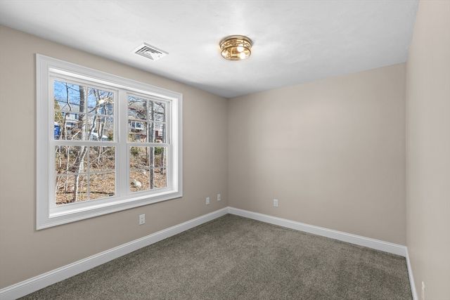 1234-4 State Rd 4, Plymouth, MA 02360