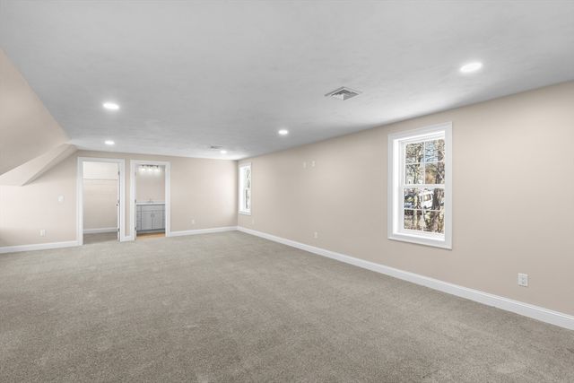 1234-4 State Rd 4, Plymouth, MA 02360