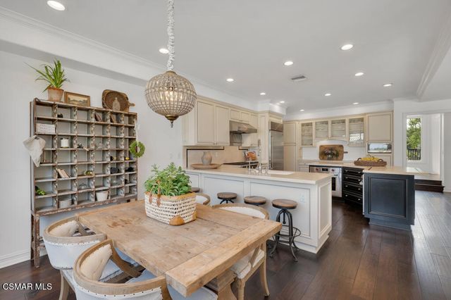 1917 Brittany Park Road, Camarillo, CA 93012