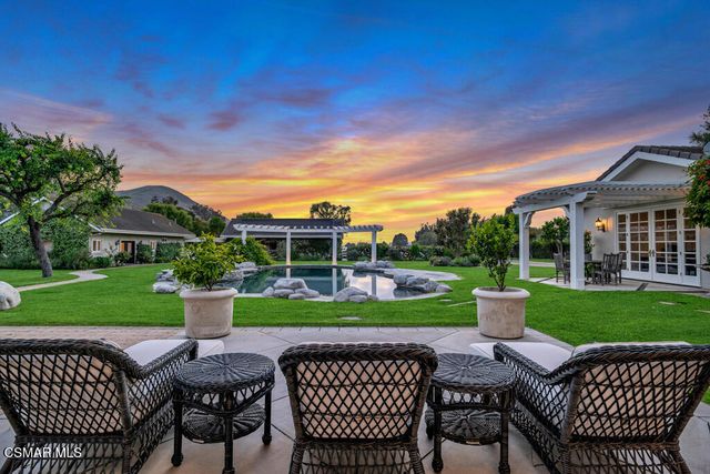 1917 Brittany Park Road, Camarillo, CA 93012