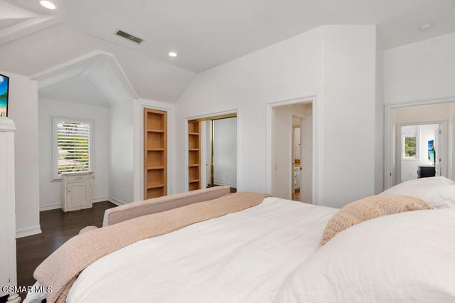 1917 Brittany Park Road, Camarillo, CA 93012