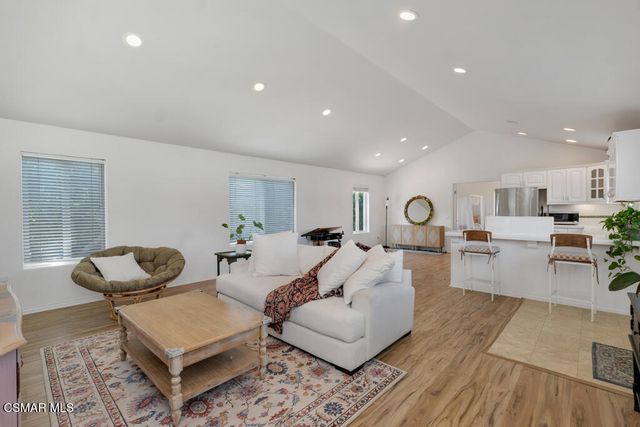 1917 Brittany Park Road, Camarillo, CA 93012