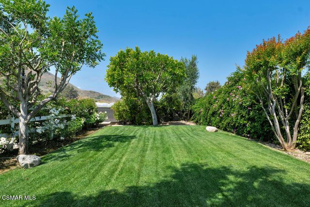 1917 Brittany Park Road, Camarillo, CA 93012