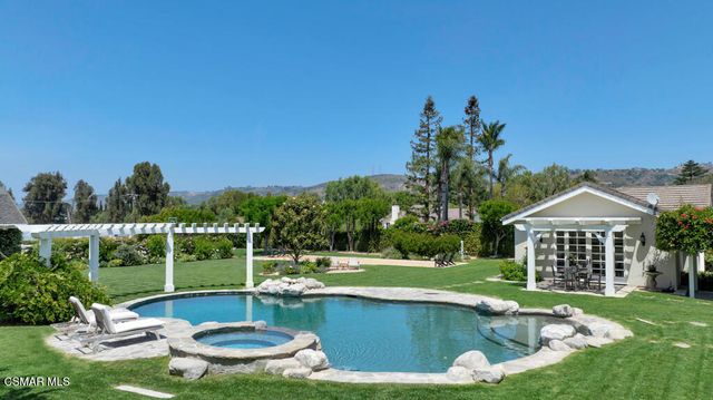 1917 Brittany Park Road, Camarillo, CA 93012