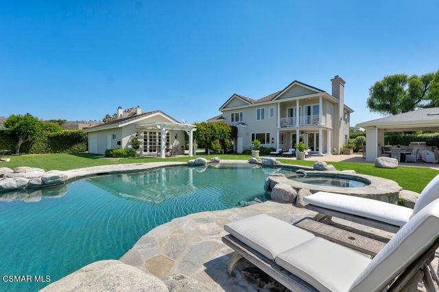 1917 Brittany Park Road, Camarillo, CA 93012