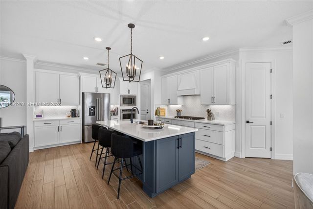 10752 Northbrook Cir, Palm Beach Gardens, FL 33412