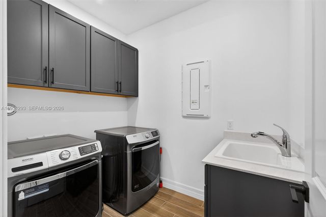 10752 Northbrook Cir, Palm Beach Gardens, FL 33412