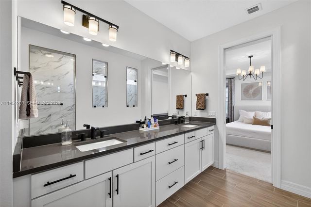 10752 Northbrook Cir, Palm Beach Gardens, FL 33412