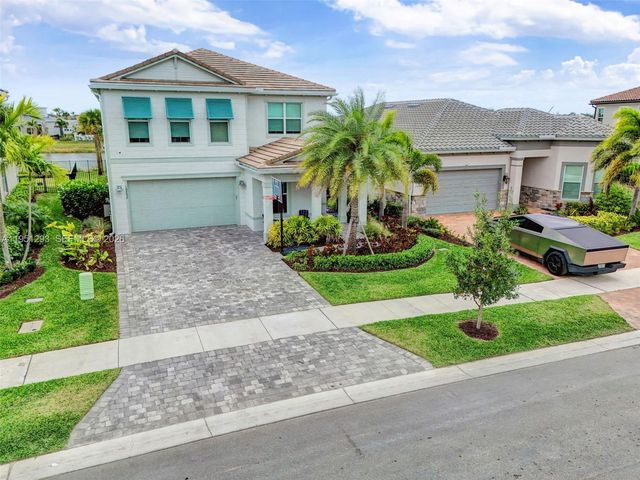 10752 Northbrook Cir, Palm Beach Gardens, FL 33412