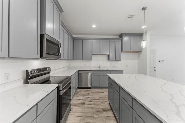 3045 Barling Street, Greenville, TX 75401