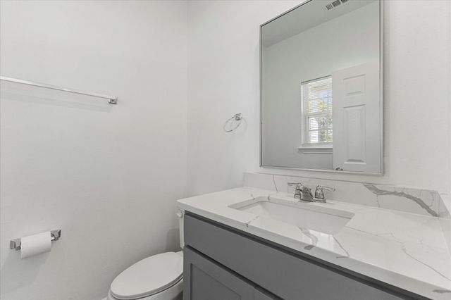 3045 Barling Street, Greenville, TX 75401