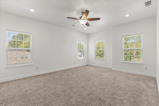 3045 Barling Street, Greenville, TX 75401