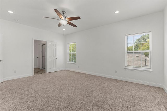 3045 Barling Street, Greenville, TX 75401