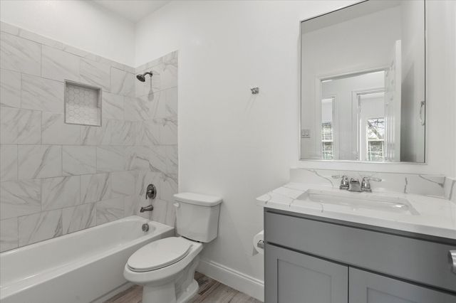 3045 Barling Street, Greenville, TX 75401