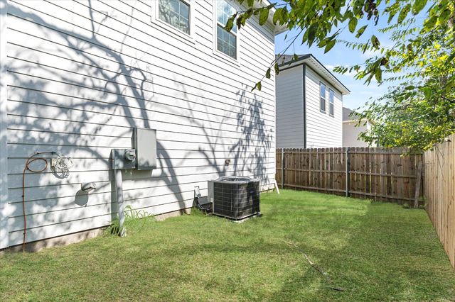 3045 Barling Street, Greenville, TX 75401