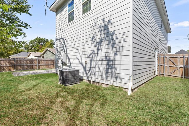 3045 Barling Street, Greenville, TX 75401