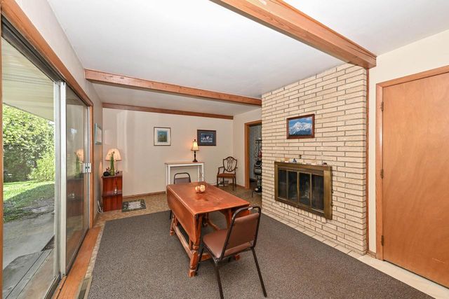 18830 Brookdale DRIVE, Brookfield, WI 53045