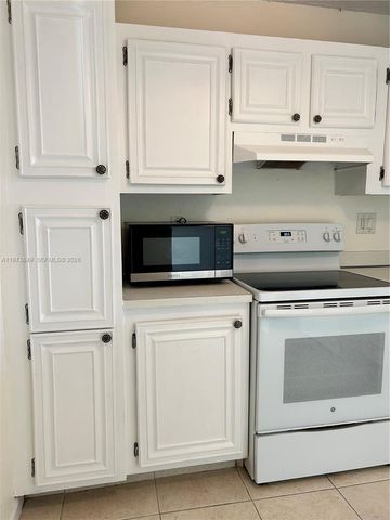 1541 S Ocean Blvd 415, Lauderdale By The Sea, FL 33062