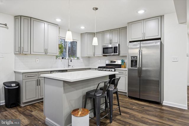 65 MAINE TRL, Medford, NJ 08055